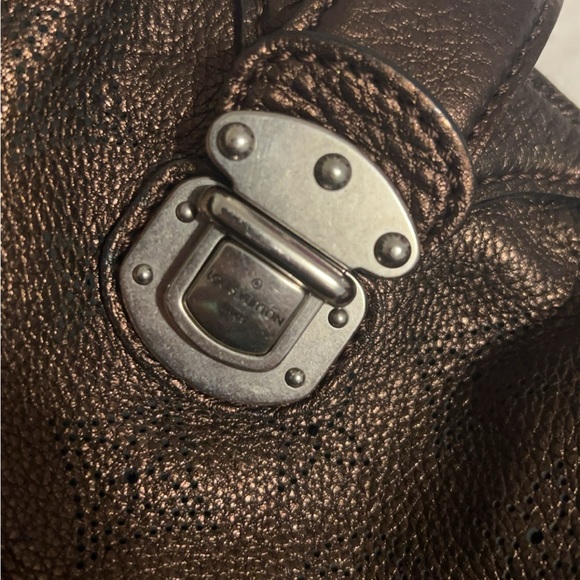 Louis Vuitton Monogram Mahina Hobo-USED - Picture 4 of 6